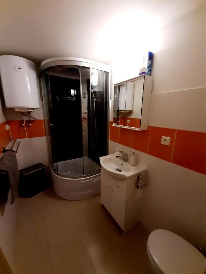 Andrea- Neakceptujeme Mlade Partie Villa Terchova Bagian luar foto