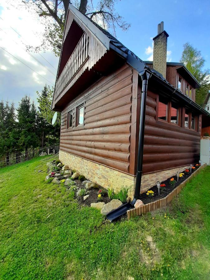 Andrea- Neakceptujeme Mlade Partie Villa Terchova Bagian luar foto